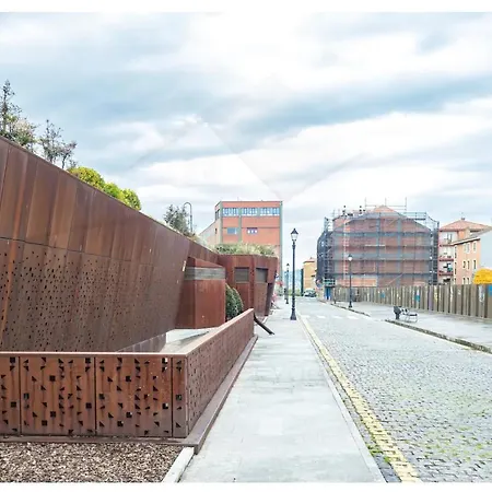 Espacioso Atico En Cimadevilla - Casco Historico Y Vistas Al Mar * Gijon